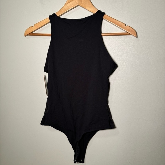 NWT SKIMS FITS EVERYBODY HIGH NECK BODYSUIT M - Picture 7 of 7